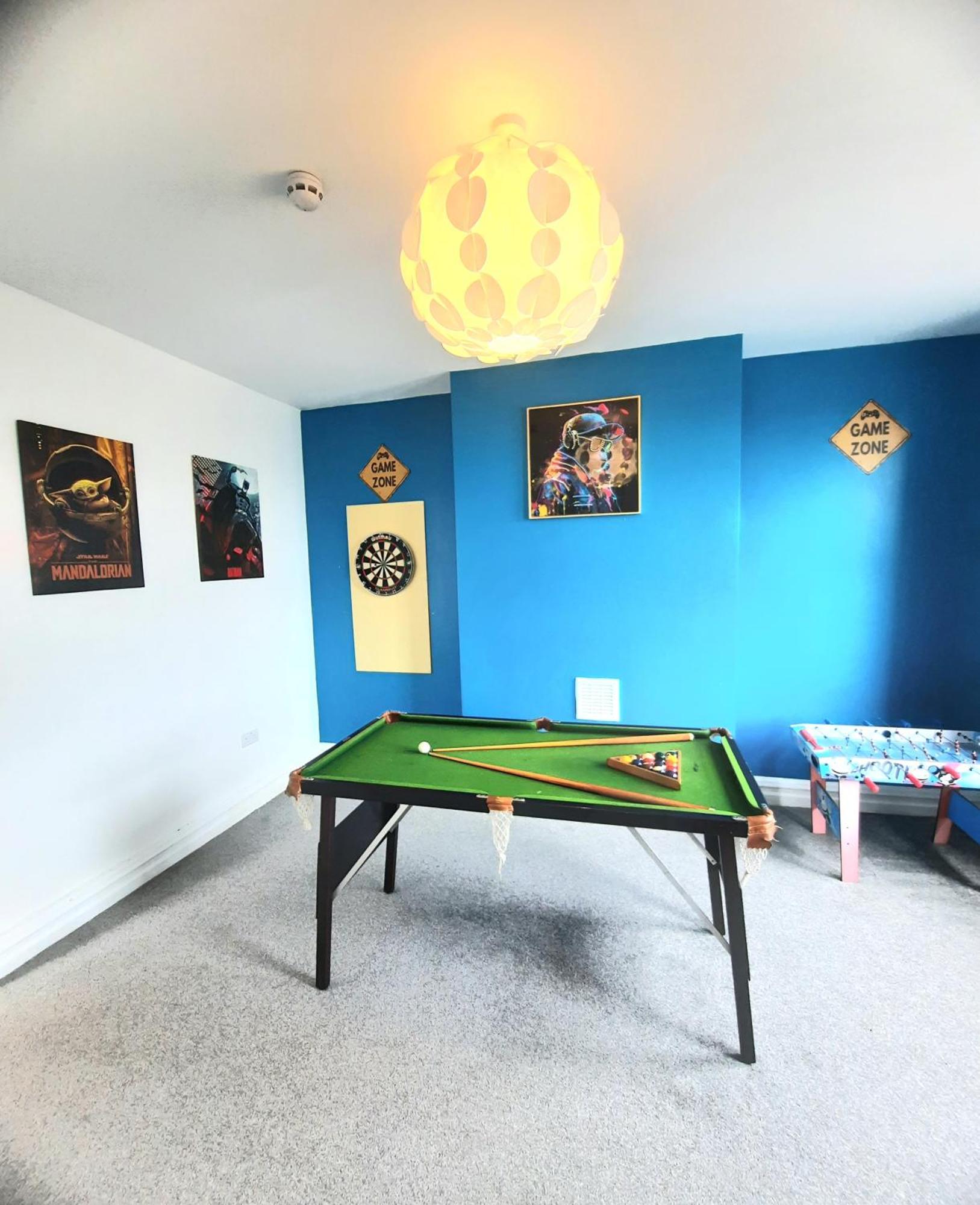Home In Woodhouse, Leeds,Free 4 Car Parking,Free Wifi リーズ エクステリア 写真